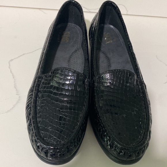 SAS Tripad Comfort leather loafers, size 7.5 S. The color is “Black Croc… - Picture 2 of 7